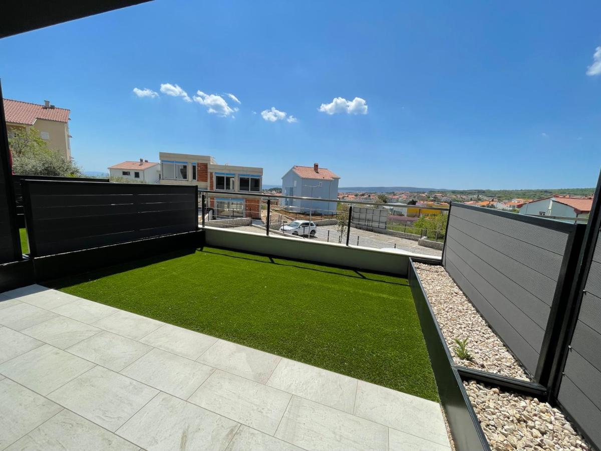 Lux Nanea Apartment クルク エクステリア 写真