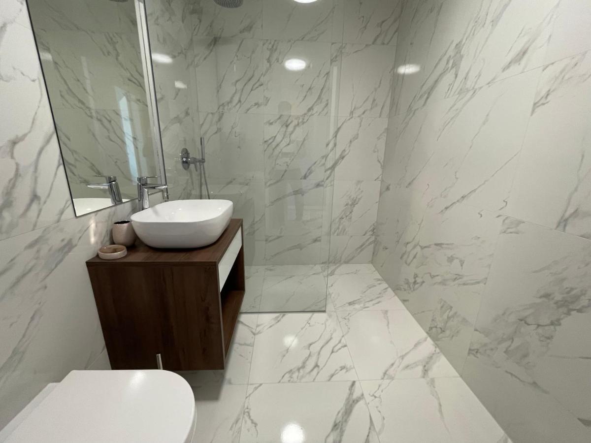 Lux Nanea Apartment クルク エクステリア 写真